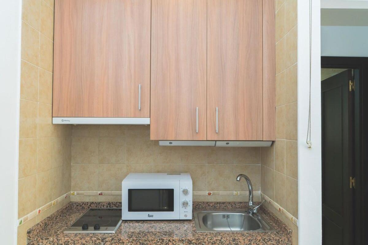 Centrico Apartamento En Calle Carreteria - Малага Экстерьер фото