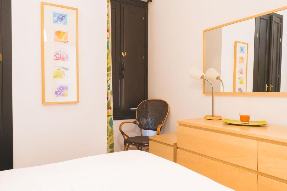 Centrico Apartamento En Calle Carreteria - Малага Экстерьер фото